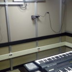 Piano duet set-up with cameras to detect body motion in the Neuromusic Lab