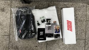 iKON Tour Merchandise